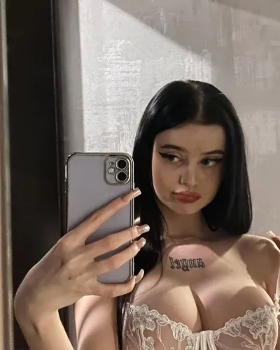 Аня, 23 года